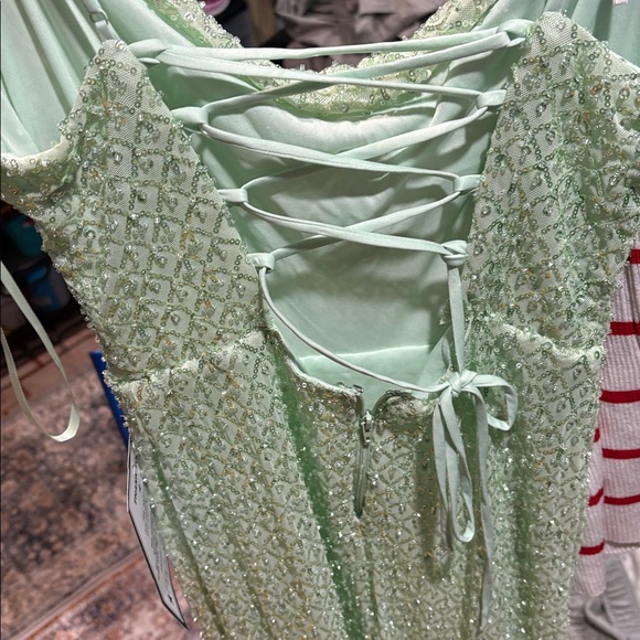 NWT!! B. Darlin Elegant Mint Green Lace-Back Maxi Dress - Picture 6 of 9